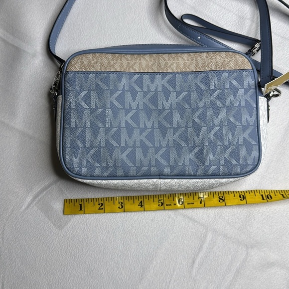 Michael Michael Kors New logo small blue/white NWT crossbody with inside… - Picture 6 of 9